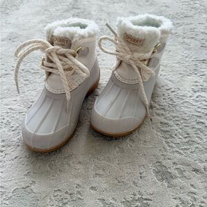 Sperry Kids Cream & Tan Winter Duck Boots